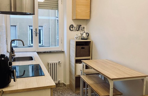 Prenestino-Centocelle Apartment | Rome Vacation Glicini, apt. 2 min walking metro station C