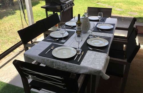 Whiritoa Cottage | Ronas - Whiritoa Beach Bach