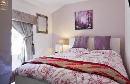 Chester House | Rondeva