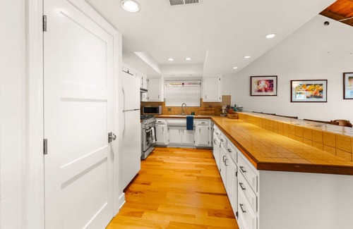 Oxnard Shores House | Roof-Deck Ocean Views, Walk To Beach