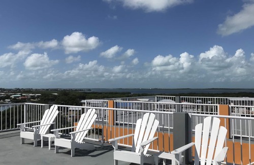 San Pedro Apartment | Roof top pool, 2 bedroom suite, fully equipped, amazing location! Great views!