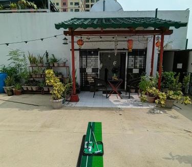 Pio del Pilar Apartment | Rooftop Condo Makati