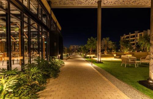 Vasa Koilaniou Apartment | Rooftop Sunset Garden by Staycom
