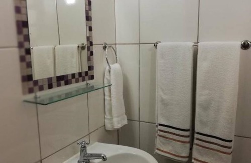 Penedo Hotel | Room 3 - Beautiful guesthouse in a central location and surrounded by nature