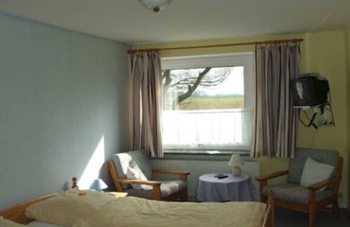 Friedrichskoog Bed & Breakfast | Room 7 double room - Bed & Breakfast behind the North Sea dike