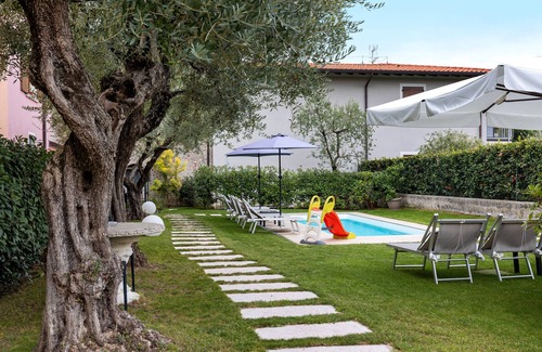 Portese Apartment | Room 'Camera Matrimoniale - Isola Sogno' with Shared Pool, Wi-Fi and Air Conditioning