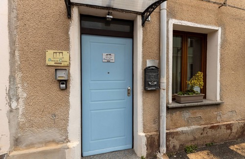Oristano Historic Centre Apartment | Room 'Camera 2' with Wi-Fi and Air Conditioning