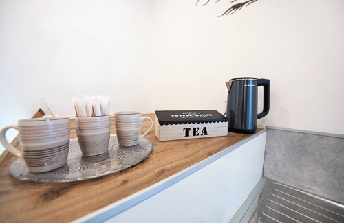 Gavardo Apartment | Room 'Camera Sea' with Mountain View and Wi-Fi