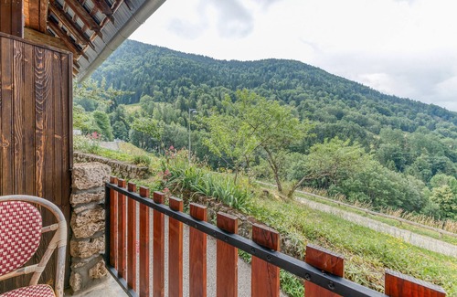 Oz Apartment | Room 'Chambre 4' with Mountain View and Balcony