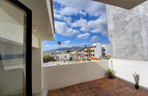 Centro de la Ciudad House | Room D Casa El Colibrí CEC (terrace)