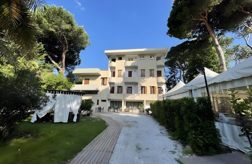 Ronchi Apartment | Room 'Doppia - Letti Singoli' with Shared Garden, Wi-Fi and Air Conditioning