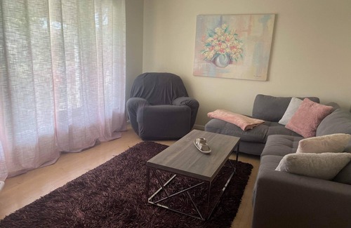 Downtown Gatineau House | Room for rent for student or worker (only ladies accepted)