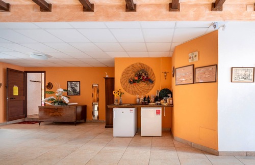 Melendugno Apartment | Room 'Grande' with Wi-Fi and Air Conditioning