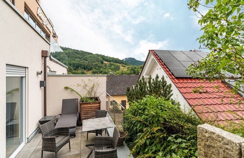 Buehlertal Apartment | Room 'Hühnerstall' with Terrace, Wi-Fi and Air Conditioning