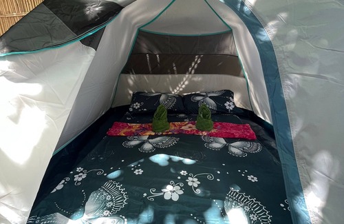 El Nido House | Room in Holiday Park - Camp on the Beach - Double Tent 1