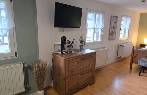 Pobershau Apartment | Room 'Katzenstein' with Mountain View and Wi-Fi