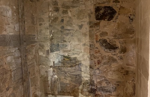 Santa Cristina a Mezzana Bed & Breakfast | Room overlooking the vineyards and Florence