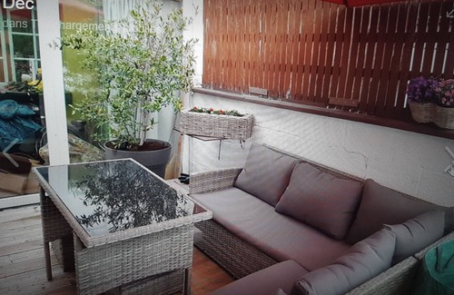 Wavre House | Room reads a person close to BRUSSELS/NAMUR/WALIBI family home