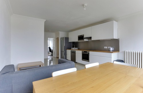 Villeneuve Bed & Breakfast | Room rental - mobility lease