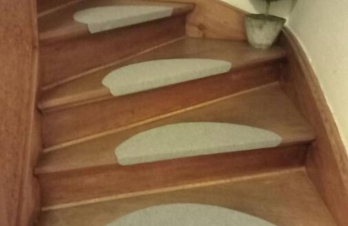 Daun House | Room rental Pargen (standard twin room with garden view)