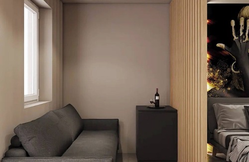 Sud-Ovest Apartment | Room 'Romeo' with Wi-Fi