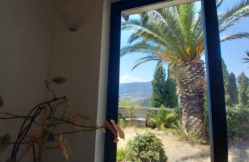 Patti Apartment | Room 'Salina' with shared terrace, shared garden and air conditioning