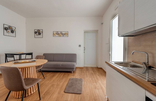 Cavallino Apartment | Room 'San Giorgio Rooms 2' with Shared Terrace, Wi-Fi and Air Conditioning