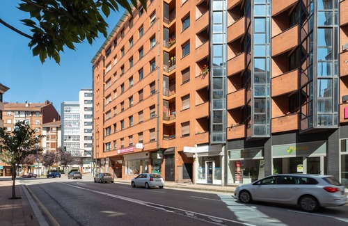 Distrito Llano Apartment | Room 'Warsaw' with Wi-Fi