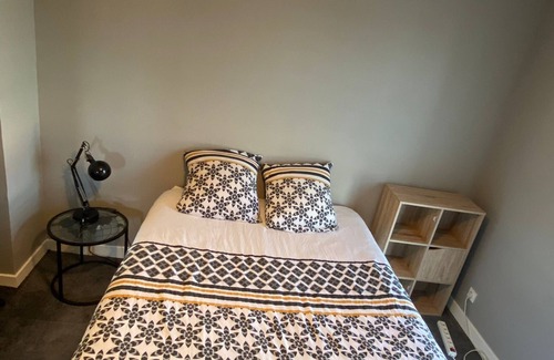 Saint-Remy-en-Rollat Bed & Breakfast | Room with balcony near Vichy