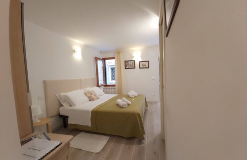 Castello House | Room with private bathroom - Veneziacentopercento