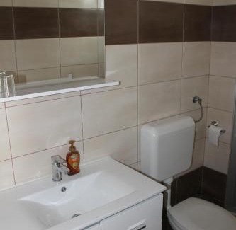 Leticani Bed & Breakfast | Rooms & Apartment Vinia