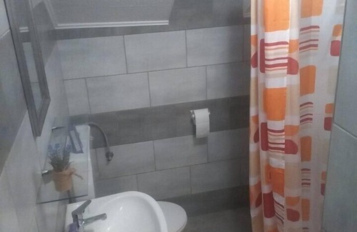 Virovitica Apartment | Rooms MiLa - Two Bedroom with Bathroom