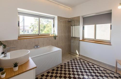 Old Town Apartment | Rooms - Unique staying in Paphos Centre