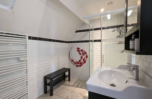 Fontguenand Bed & Breakfast | Rooms with breakfast and dining near Loire Castles