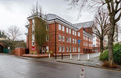 Sutton Central Apartment | Roomspace Serviced Apartments - Nouvelle House