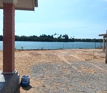 Kampung Nail House | Roomstay TokBah DeMuara Kuala Besut