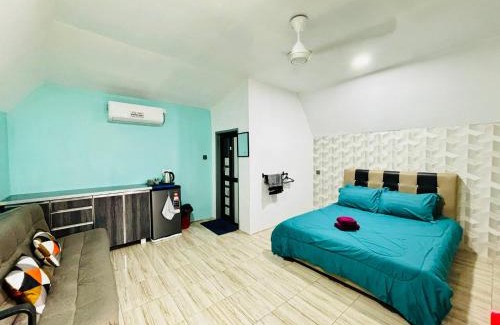 Kampung Sungai Raga House | Roomstay Wadihana