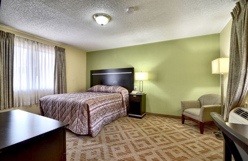 Ballston Spa House | Roosevelt Inn & Suites Lawn View Room