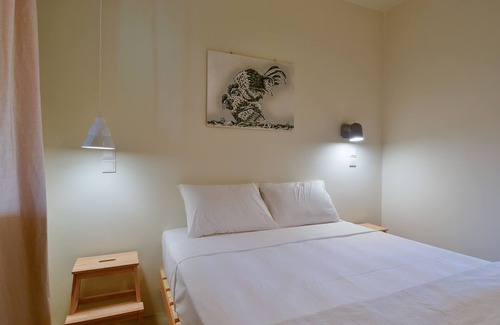 Kipri Hotel | Rooster Guesthouse Rooms - Family Apartment