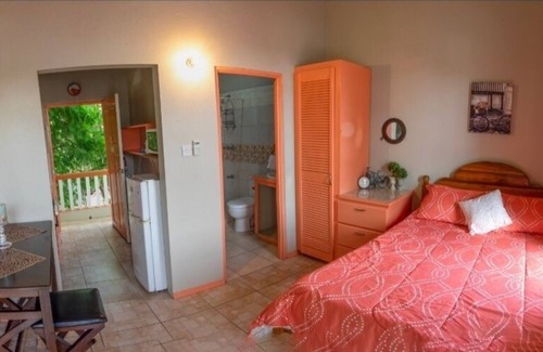Hillsborough House | Rosa Guesthouse