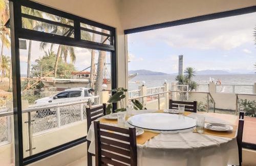 Lemery House | Rosal House - Beachfront for 12 Pax in Lemery Batangas