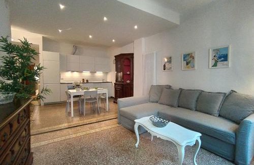 Vernazza Apartment | Rosanna House