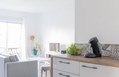 Ploudalmezeau Apartment | ROSCAROC ENEZ KARN - Nice T2 sea view near the beach