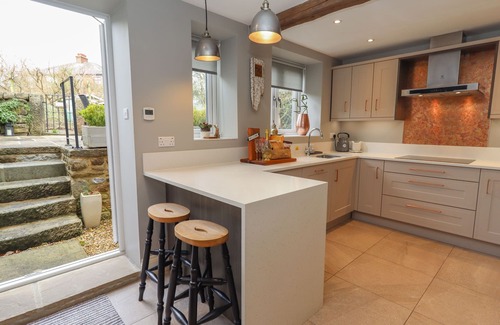 Matlock Cottage | ROSE COTTAGE, family friendly, luxury holiday cottage in Matlock