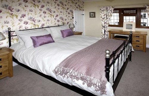 Brant Broughton Bed & Breakfast | Rose Cottage