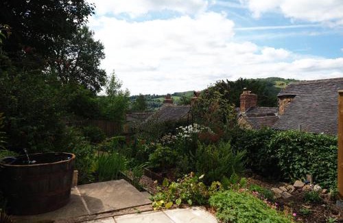 Matlock House | Rose Cottage