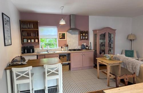 Kinvara House | Rose Cottage