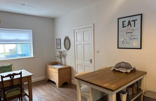 Kinvara House | Rose Cottage