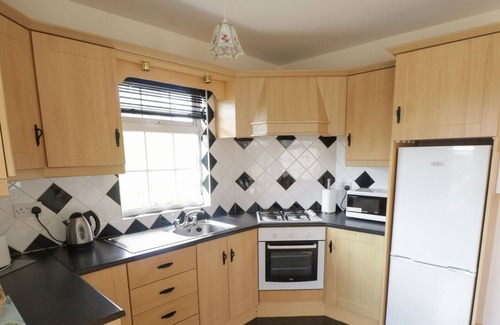 Clondra Apartment | ROSE COTTAGE, pet friendly in Ballinamuck, County Longford