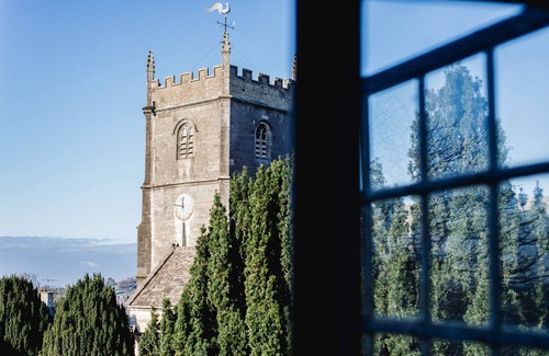 Rodborough Cottage | Rose Cottage, Rodborough - sleeps 6 guests in 3 bedrooms